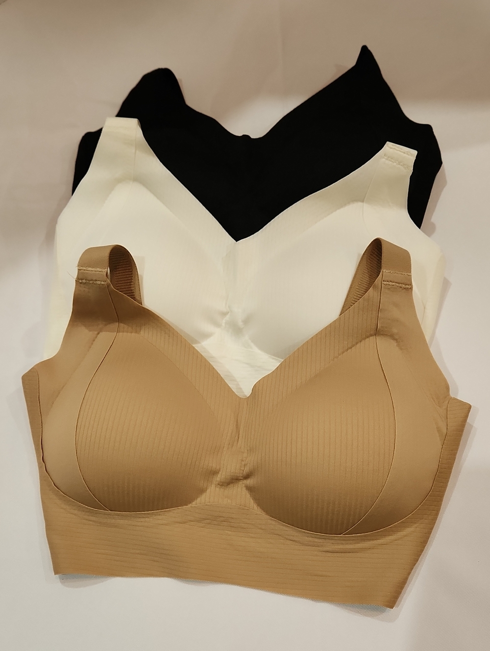 Seamless Wireless Comfort Bra - Black, White & Nude
